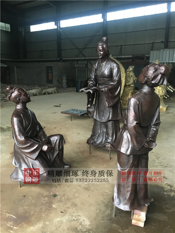 歐陽修之母畫荻教子雕塑.jpg 歐陽修之母畫荻教子雕塑.jpg